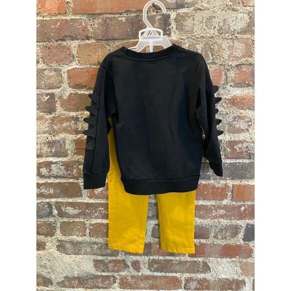XIRUBABY Toothless Black Dragon Sweater Shirt and Gold Sweatpants Toddler Size 1 - Picture 2 of 10